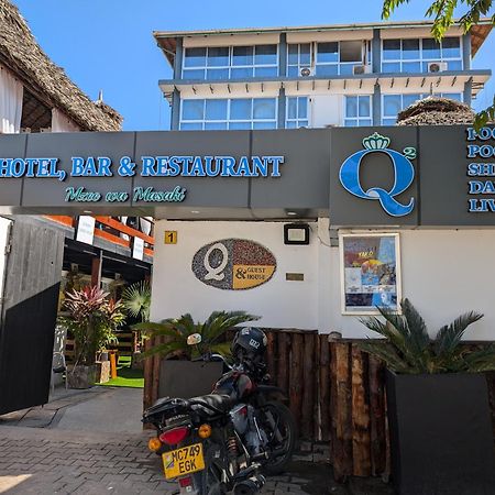 Q-Bar & Guesthouse Dar es Salaam Exterior photo